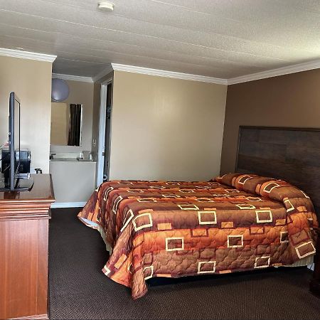 Spanish Inn Motel Brookhaven Bagian luar foto